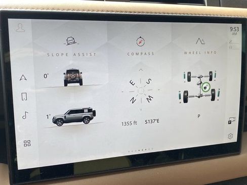 Used 2025 Land Rover Defender 110 X-Dynamic SE AWD/4WD image 38