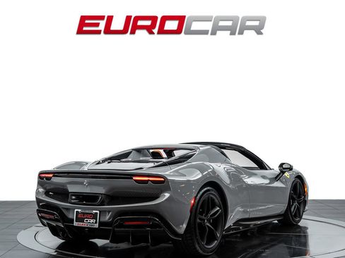 Used 2024 Ferrari 296 GTS RWD image 6