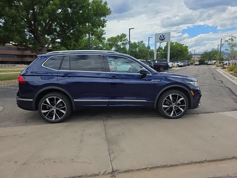 Certified 2022 Volkswagen Tiguan SEL R-Line AWD/4WD image 7