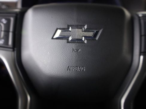 Used 2023 Chevrolet Tahoe Z71 w/ Z71 Off-Road Package AWD/4WD image 28
