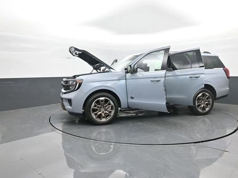 New 2026 Ford Expedition King Ranch image 42