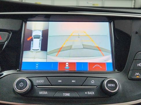 Used 2020 Buick Envision Premium AWD/4WD image 34