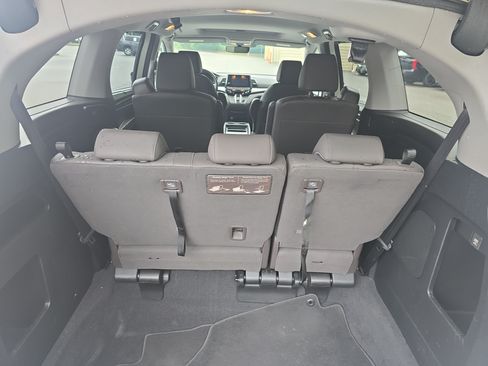 Used 2019 Honda Odyssey EX-L image 12