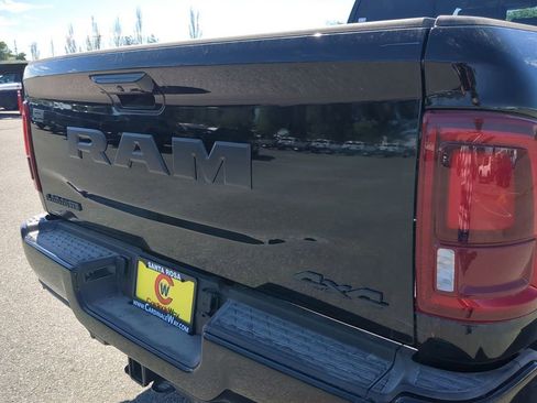 New 2026 RAM 2500 Laramie AWD/4WD image 23