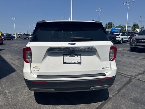 Used 2023 Ford Explorer XLT w/ Equipment Group 202A AWD/4WD image 6