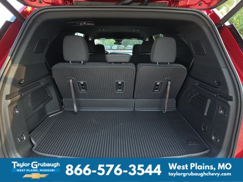 New 2026 Chevrolet Traverse LT w/ Midnight/Sport Edition AWD/4WD image 34