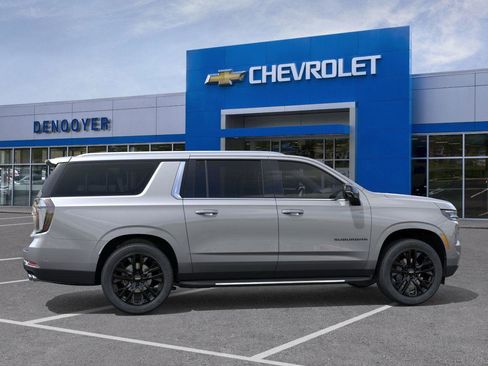 New 2026 Chevrolet Suburban Premier AWD/4WD image 5