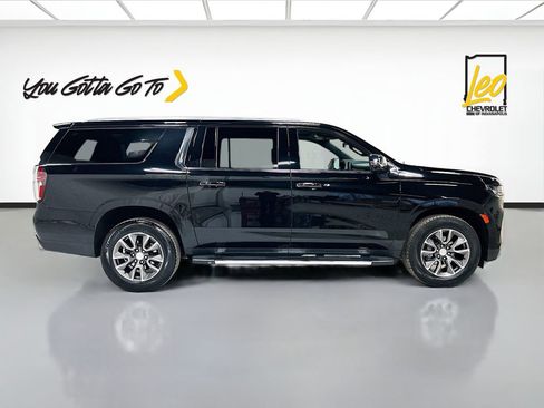 Used 2022 Chevrolet Suburban Premier image 4