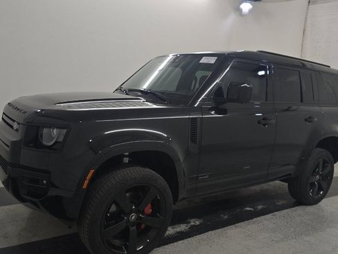 Used 2025 Land Rover Defender 130 X image 1