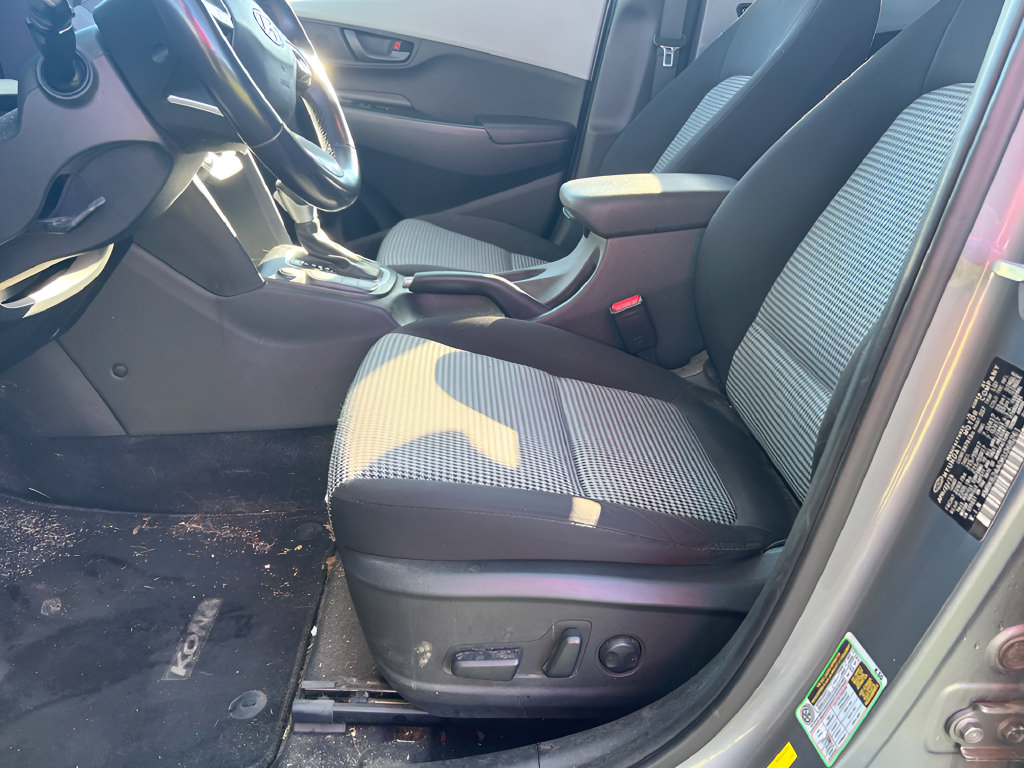 Used 2019 Hyundai Kona SEL w/ SEL Tech Package 02 FWD image 14