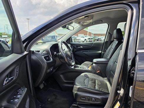 Used 2020 Chevrolet Equinox Premier AWD/4WD image 4