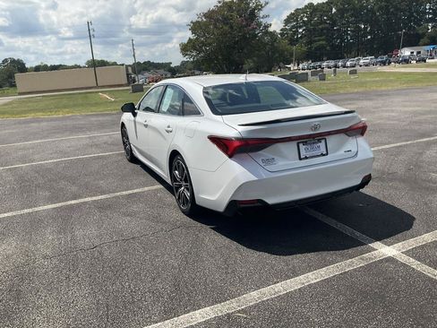 Used 2019 Toyota Avalon XSE w/ Carpet Mat Package FWD image 10