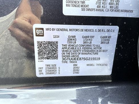 Certified 2025 GMC Sierra 1500 AT4 w/ AT4 Premium Package AWD/4WD image 25