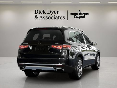 Used 2025 Mercedes-Benz GLS 450 4MATIC image 19