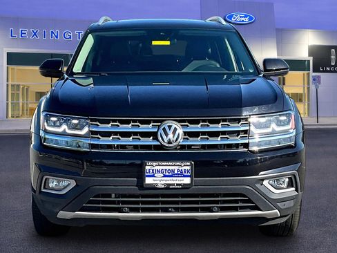 Used 2018 Volkswagen Atlas SEL Premium AWD/4WD image 2