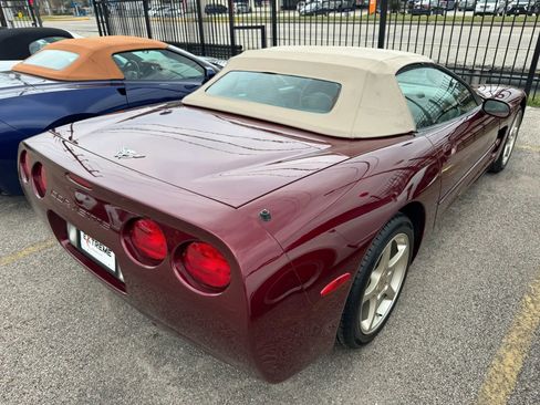 Used 2003 Chevrolet Corvette Convertible w/ Preferred Equipment Group1 image 40