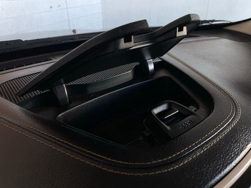 Used 2017 Jeep Cherokee Sport image 40