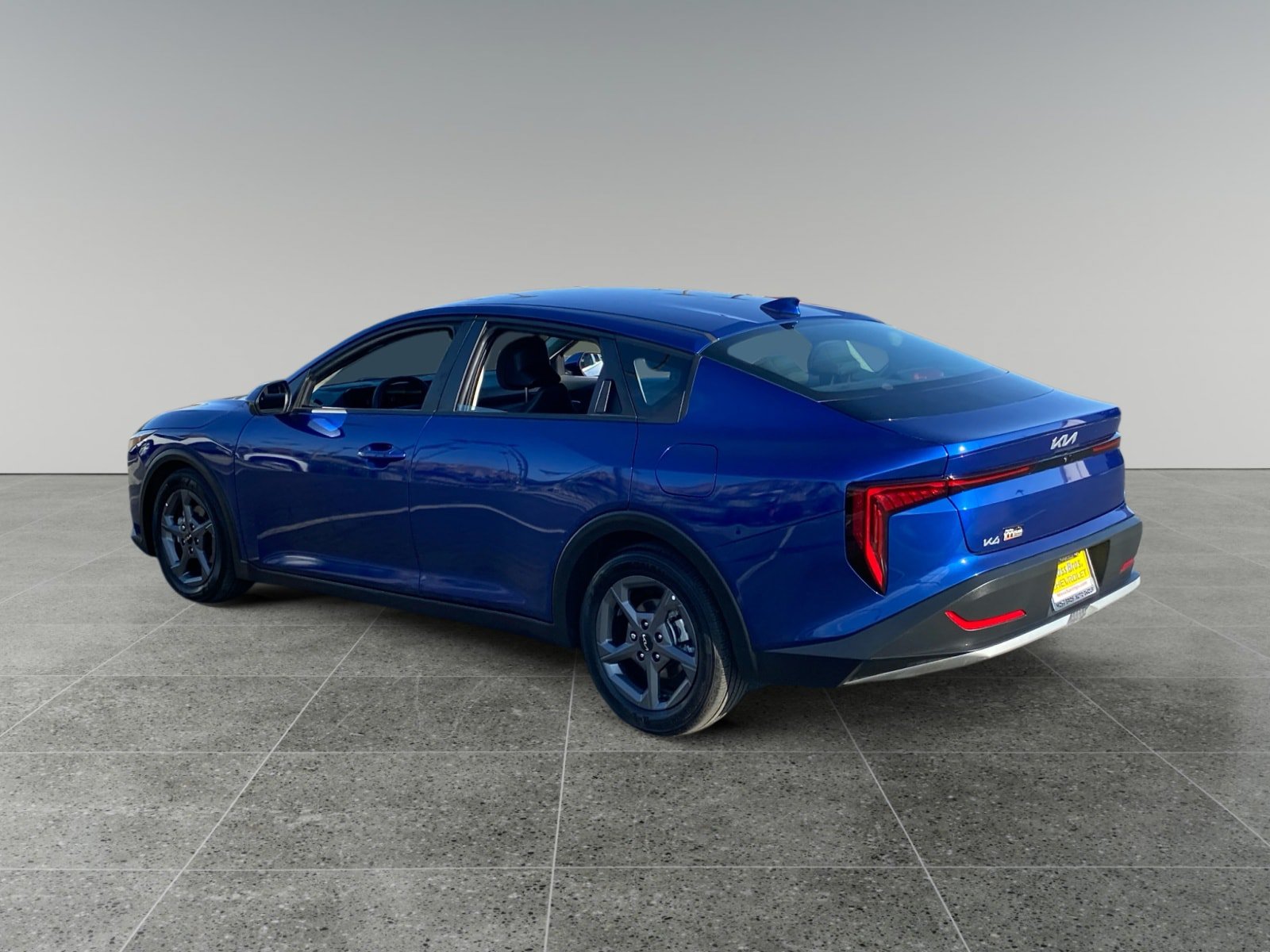 Used 2025 Kia K4 FWD image 3