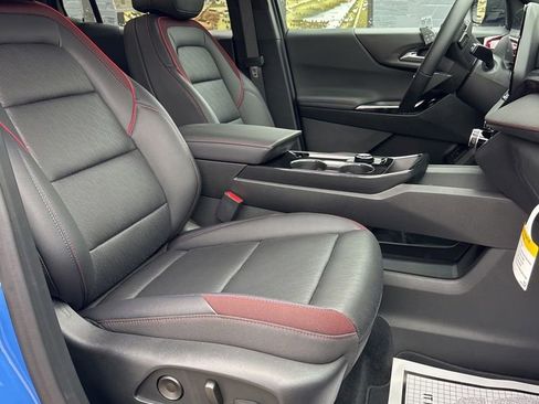 New 2026 Chevrolet Equinox RS w/ Convenience Package III FWD image 4