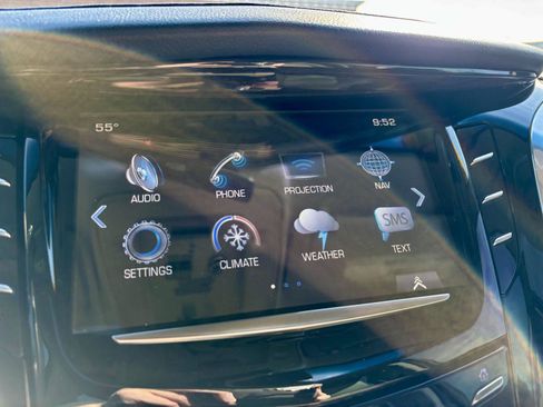 Used 2018 Cadillac Escalade Luxury image 31