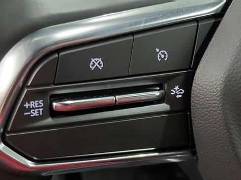 Used 2025 Chevrolet Blazer EV LT image 29