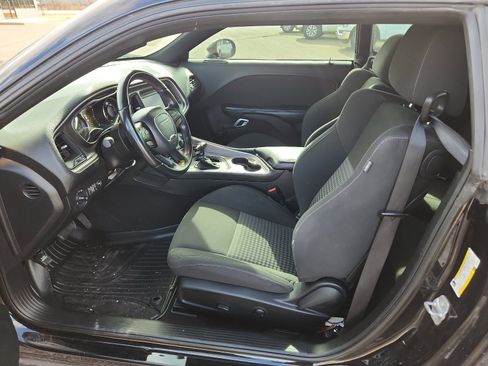 Used 2022 Dodge Challenger GT image 10