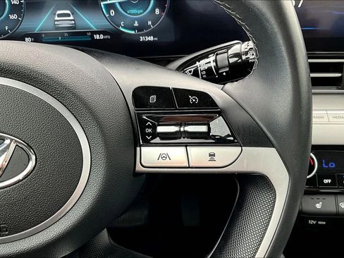 Used 2023 Hyundai Elantra Limited w/ Cargo Package image 25