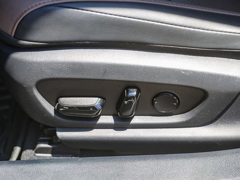 Used 2025 Lexus ES 350 w/ Premium Package FWD image 23