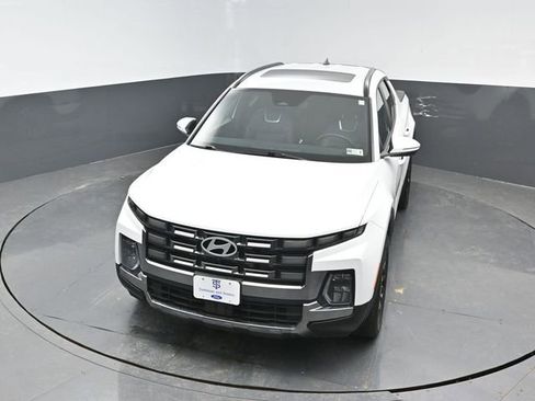 Used 2025 Hyundai Santa Cruz Limited AWD/4WD image 22
