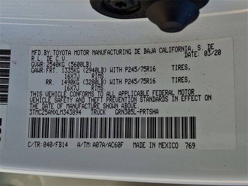 Used 2020 Toyota Tacoma SR image 27