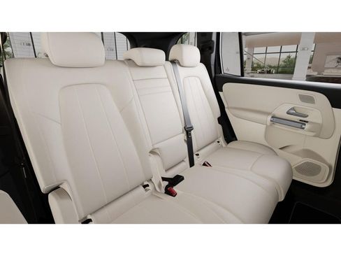 New 2026 Mercedes-Benz GLB 250 4MATIC image 5