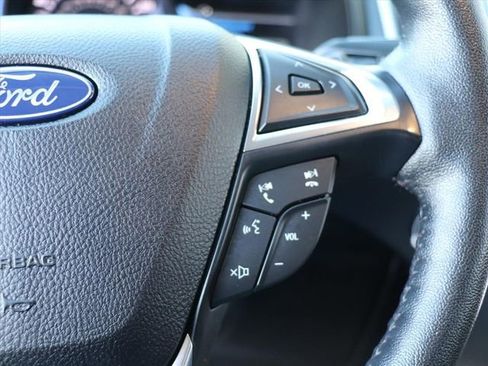 Used 2022 Ford Edge SEL w/ Convenience Package image 27