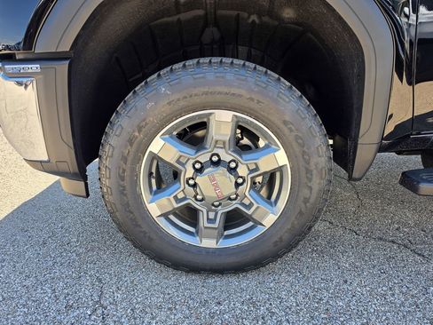 New 2026 GMC Sierra 3500 SLE w/ SLE Value Package AWD/4WD image 33