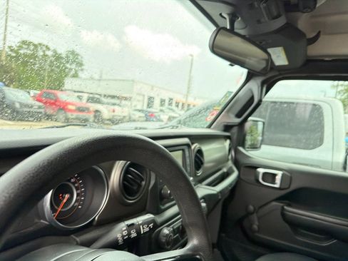 Used 2018 Jeep Wrangler Unlimited Sport AWD/4WD image 21
