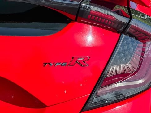 Used 2018 Honda Civic Type R image 28