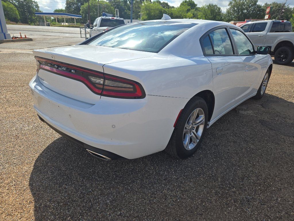 Used 2023 Dodge Charger SXT RWD image 3