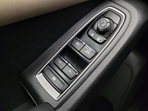 Used 2019 Subaru Ascent Limited w/ Popular Package #3 image 27