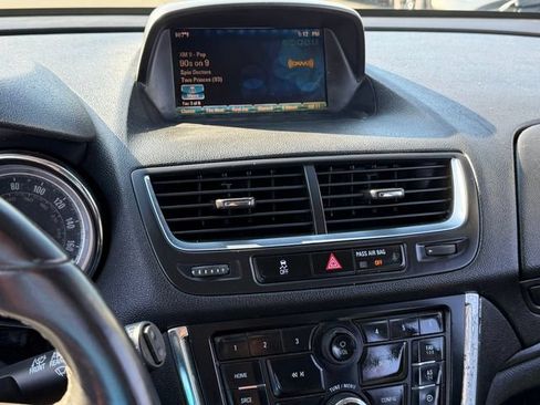 Used 2016 Buick Encore FWD image 17