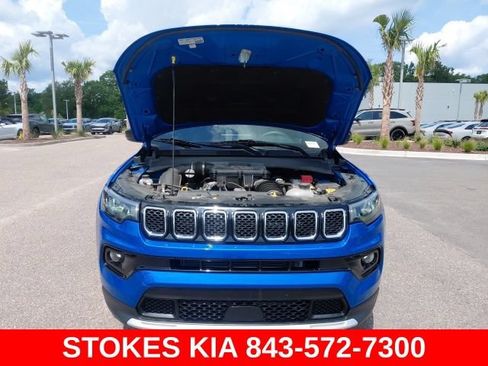 Used 2024 Jeep Compass Limited AWD/4WD image 9