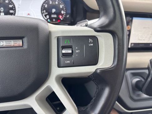 Certified 2022 Land Rover Defender 90 X-Dynamic S image 28