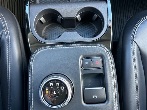 Used 2021 Ford Mustang Mach-E Select image 29