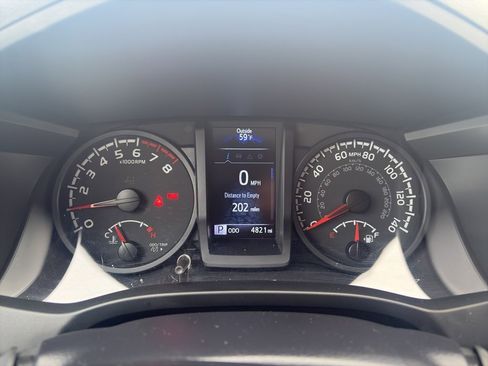 Used 2022 Toyota Tacoma SR w/ SX Package image 8