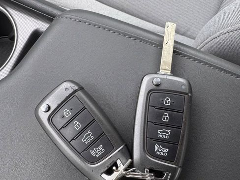 Used 2022 Hyundai Sonata SE image 28