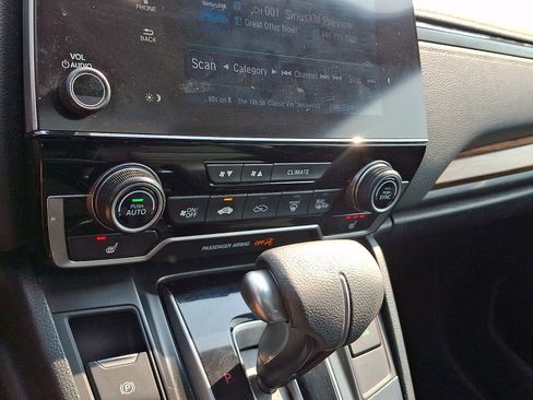 Used 2019 Honda CR-V EX image 16
