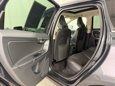 Used 2012 Volvo XC60 3.2 AWD/4WD image 33