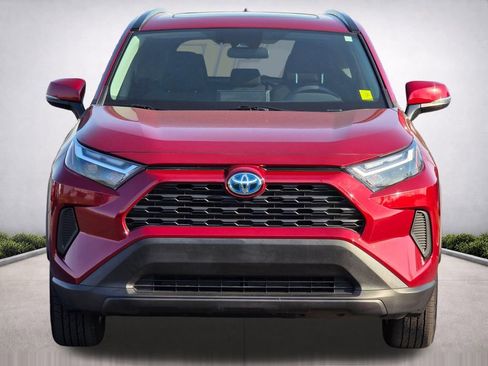 Used 2024 Toyota RAV4 XLE w/ Convenience Package AWD/4WD image 3