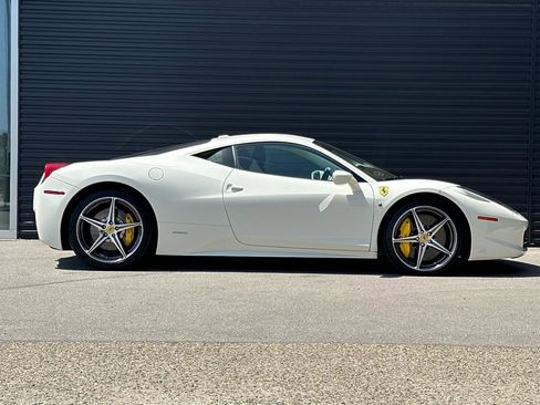 Used 2014 Ferrari 458 Italia Coupe RWD image 9