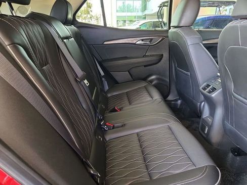 Certified 2023 Buick Envision Avenir image 25