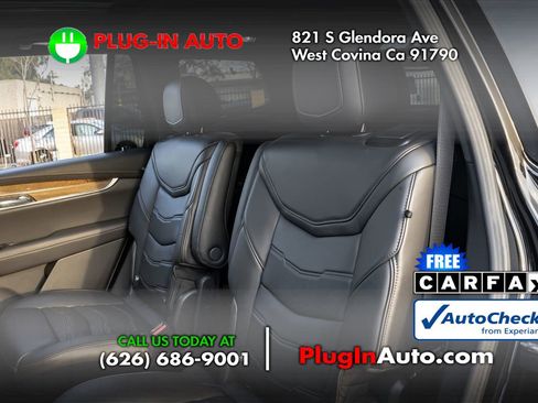 Used 2022 Cadillac XT6 Sport w/ Platinum Package image 12