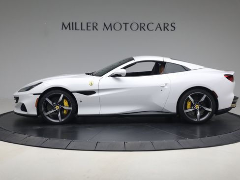 Certified 2023 Ferrari Portofino M RWD image 27